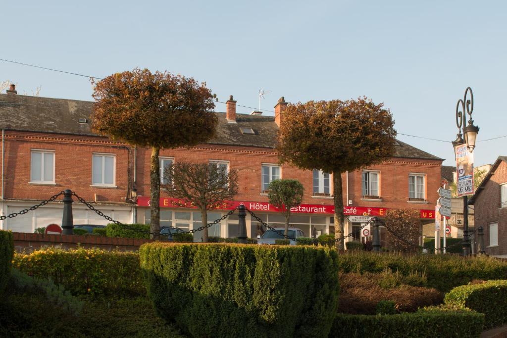 Entre Nous Hotel Rozoy-sur-Serre Exterior foto
